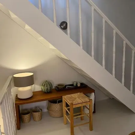 A-rea 73132- Renovated House In Heart Of Old Town Apartment